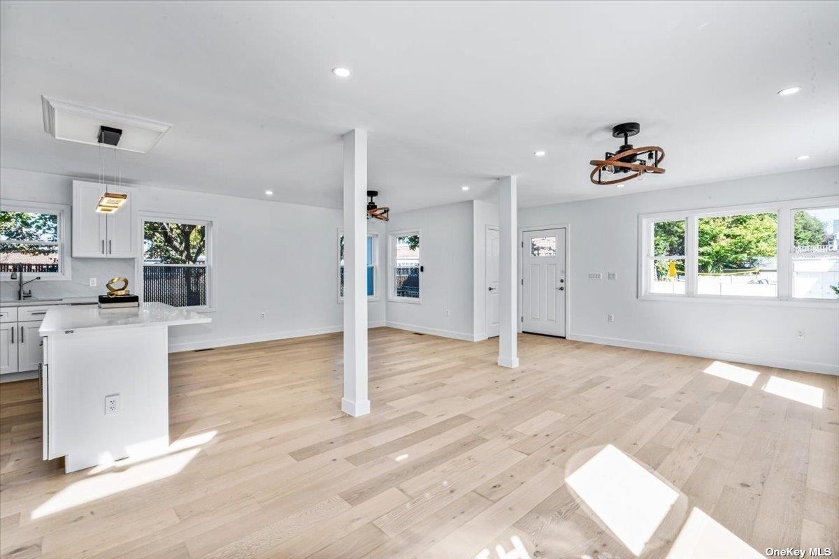 23 Flower Lane