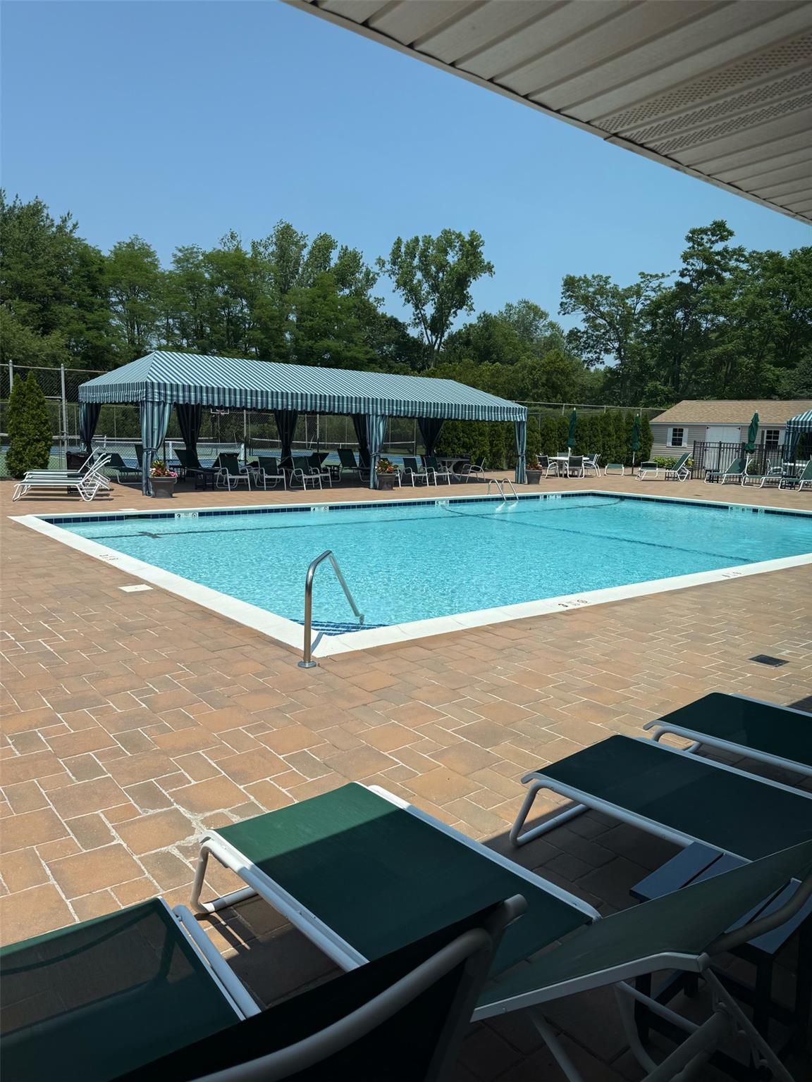157 Hidden Ponds Circle