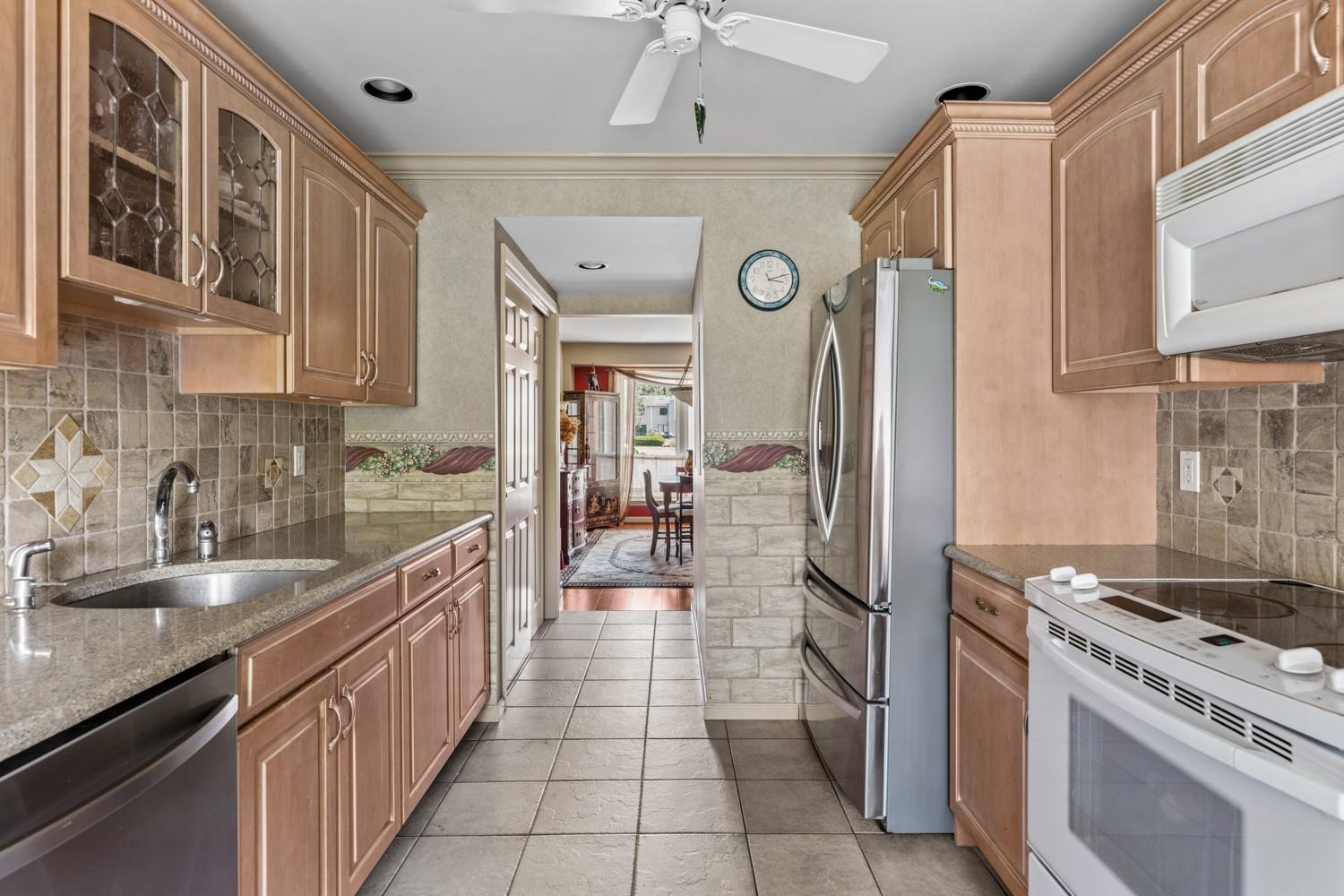 157 Hidden Ponds Circle