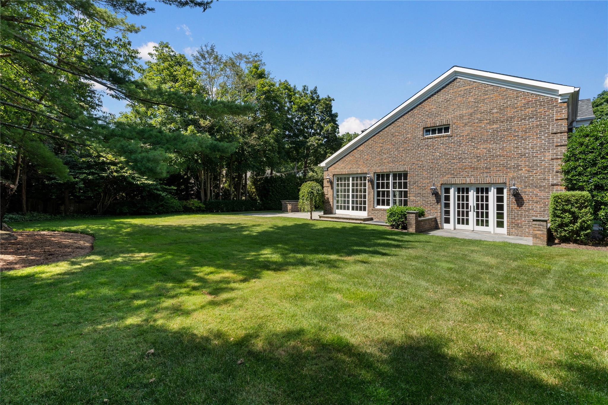 27 Hemlock Road