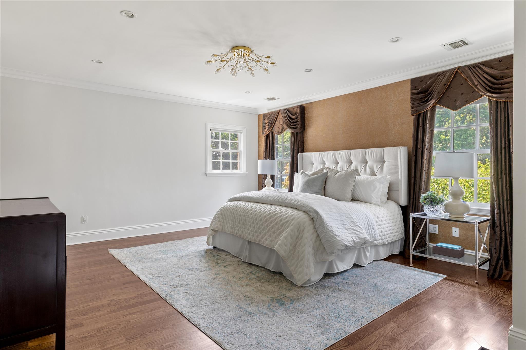 27 Hemlock Road