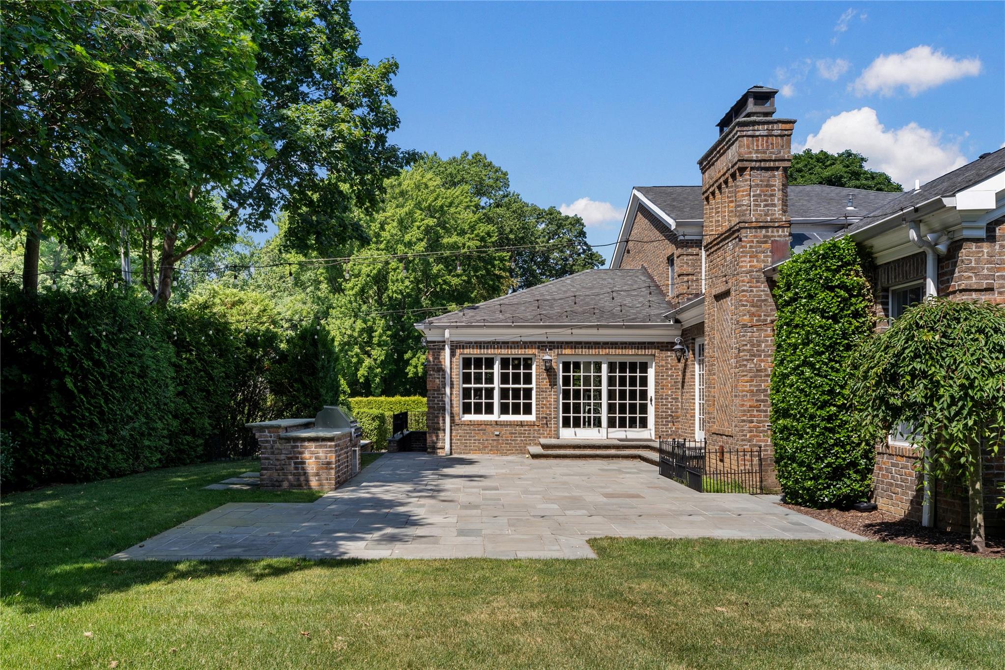 27 Hemlock Road