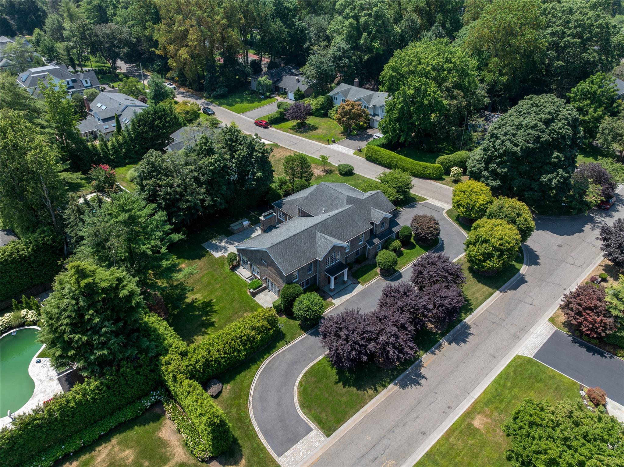 27 Hemlock Road