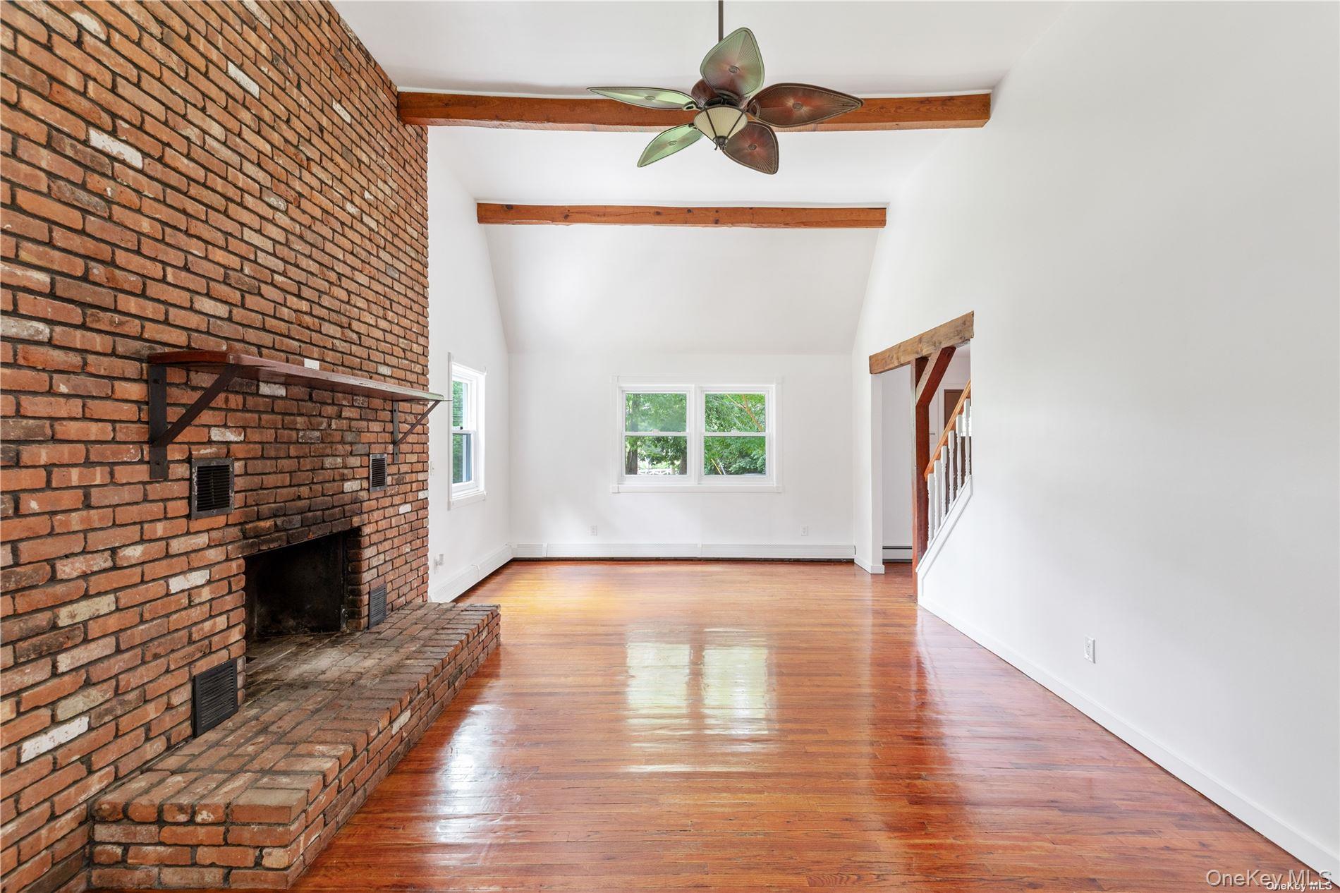 110 E Bartlett Road