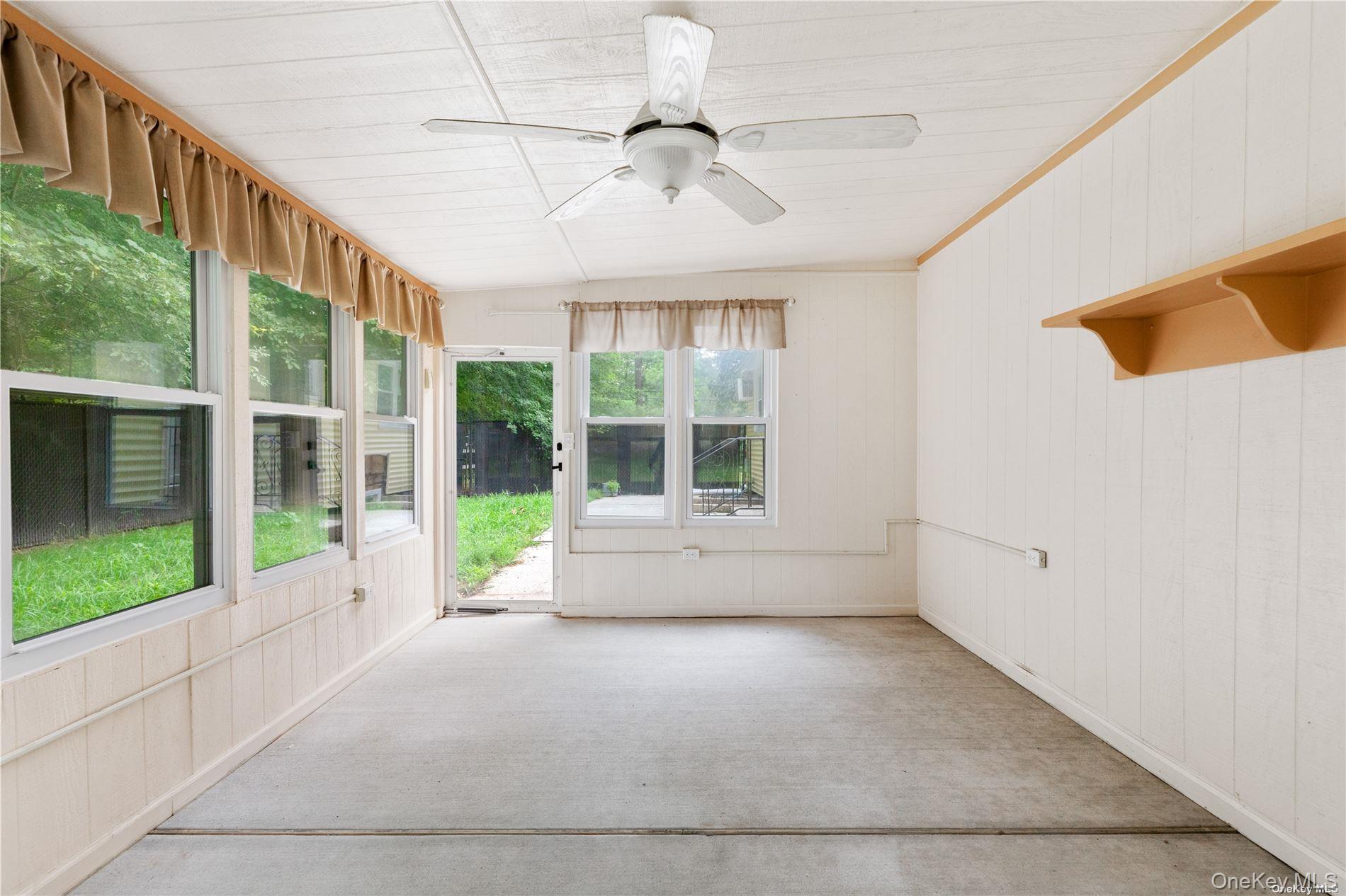 110 E Bartlett Road