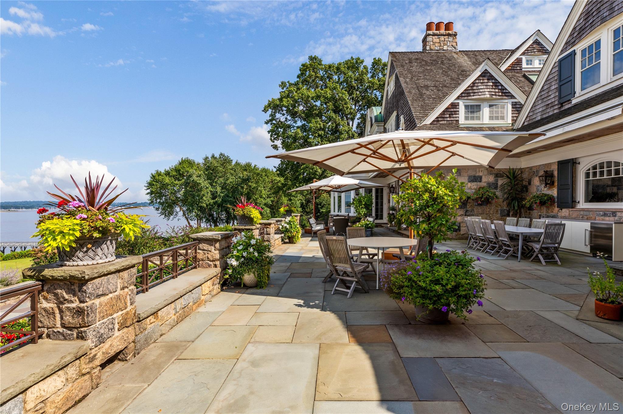 227 Dock Lane