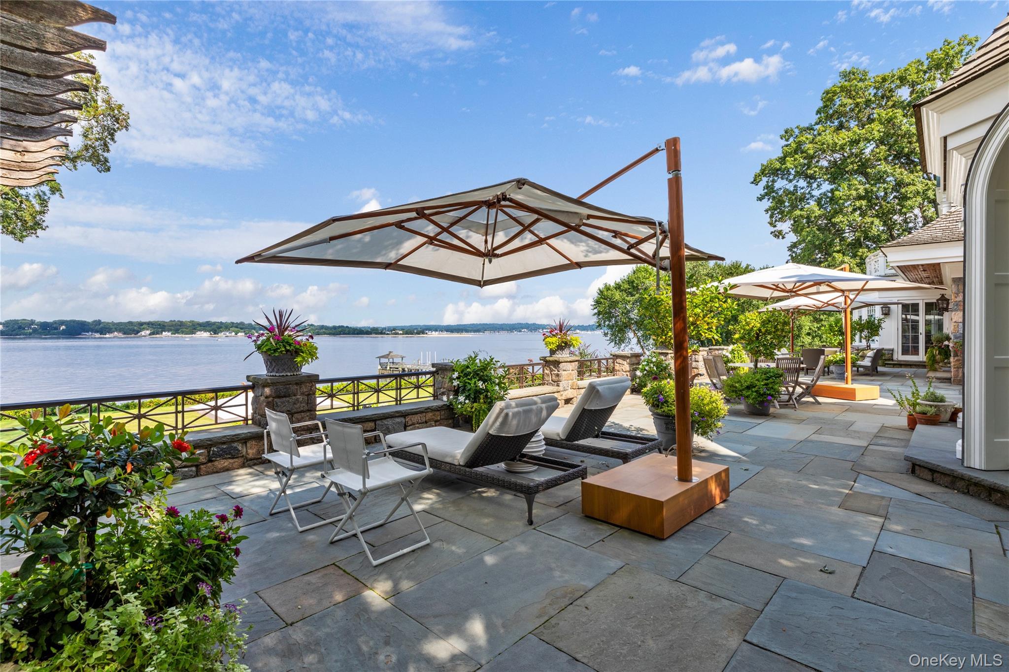 227 Dock Lane