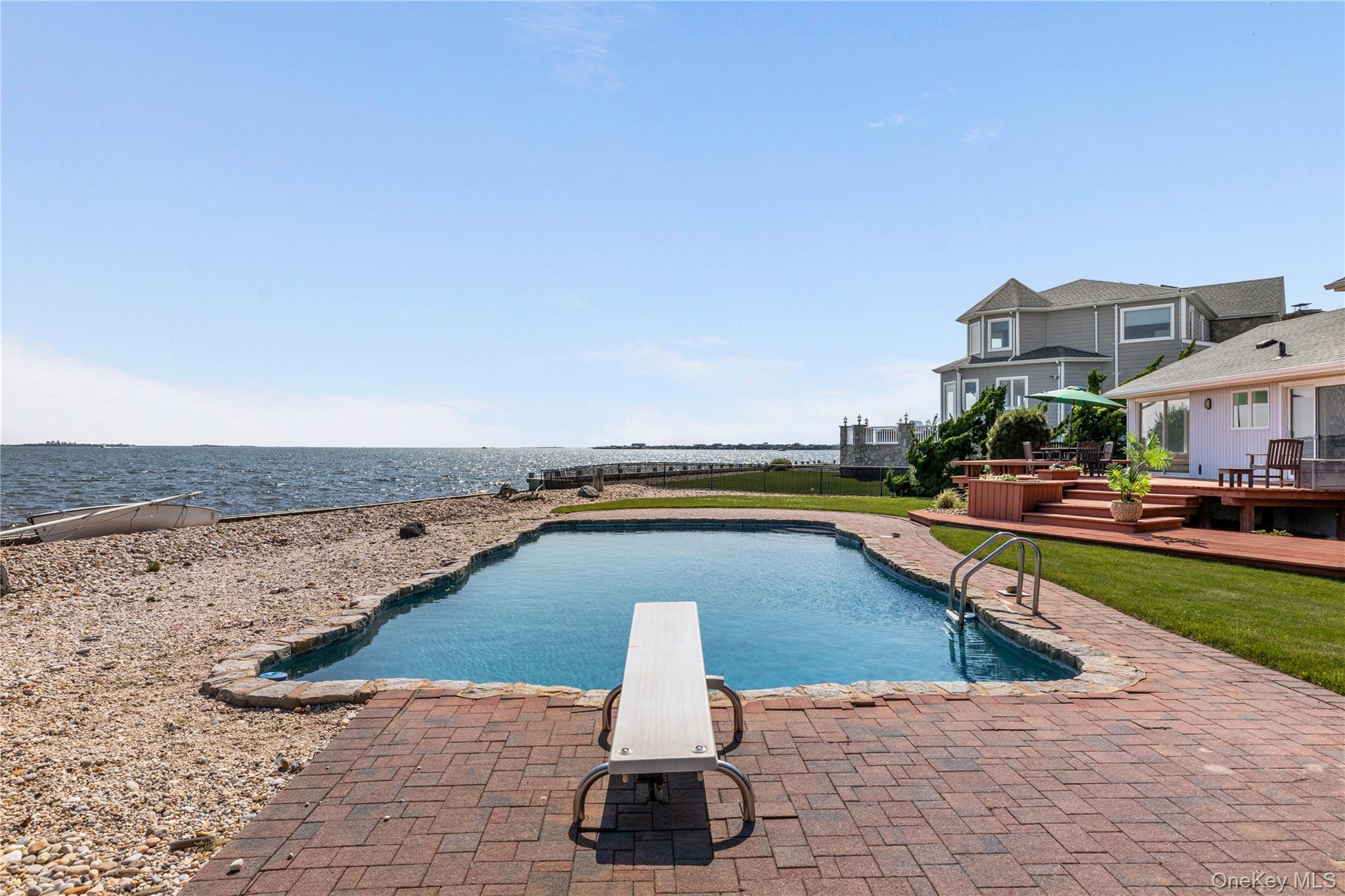 167 Secatogue Lane W