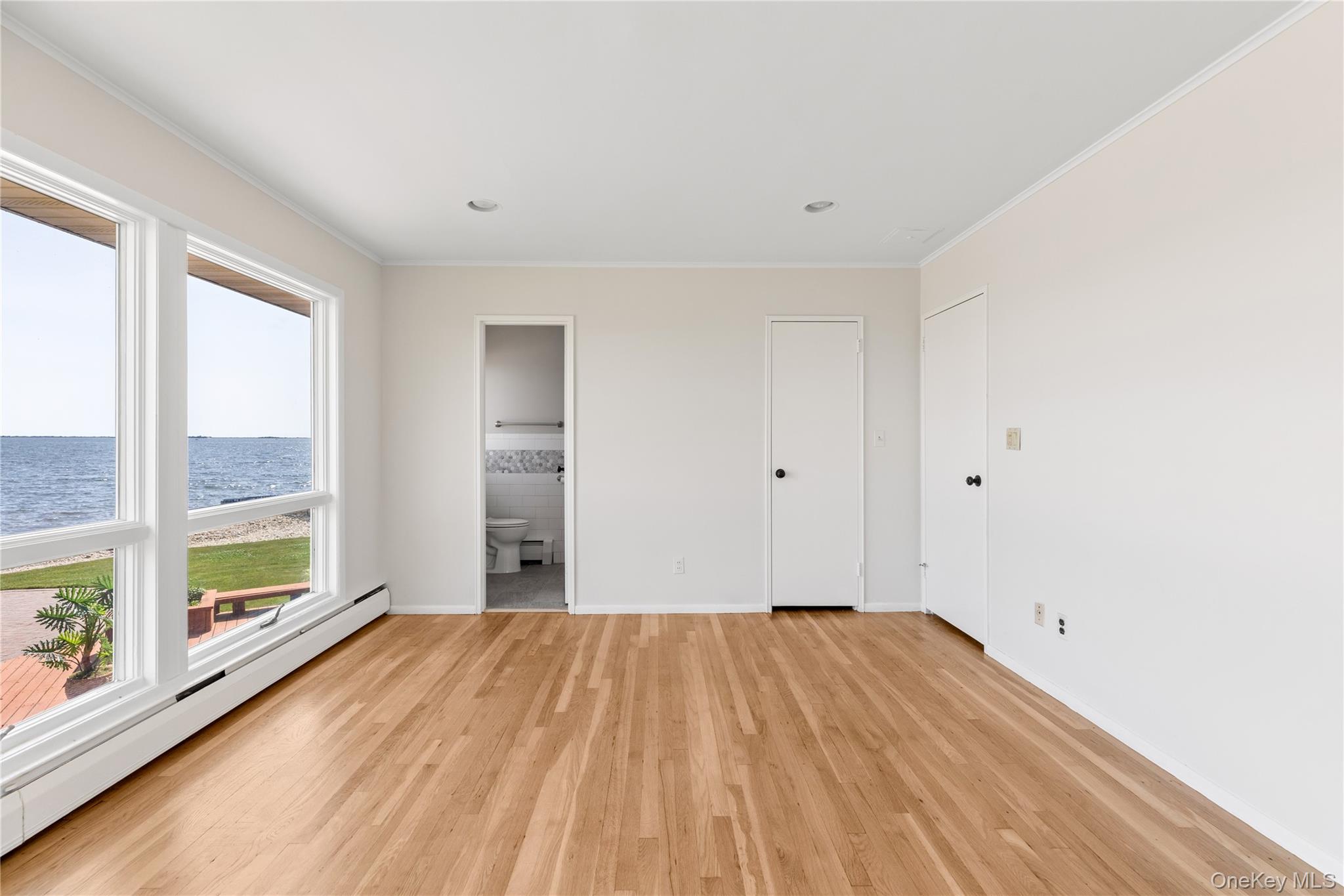 167 Secatogue Lane W