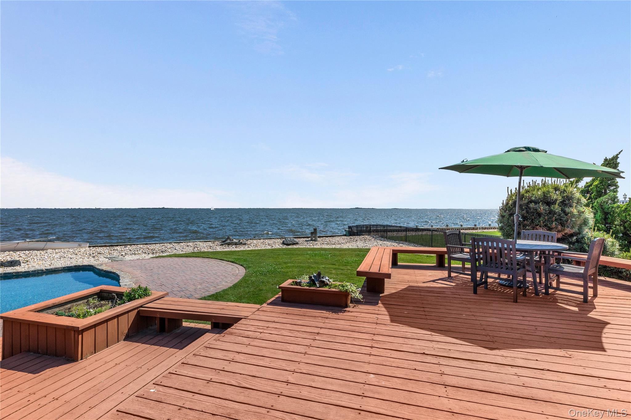 167 Secatogue Lane W