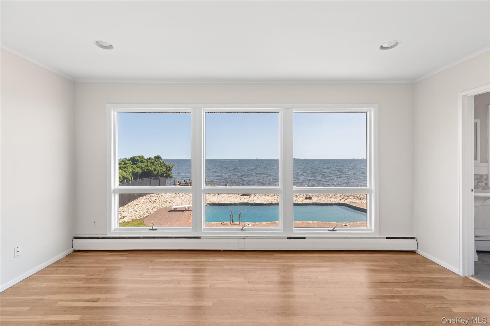 167 Secatogue Lane W