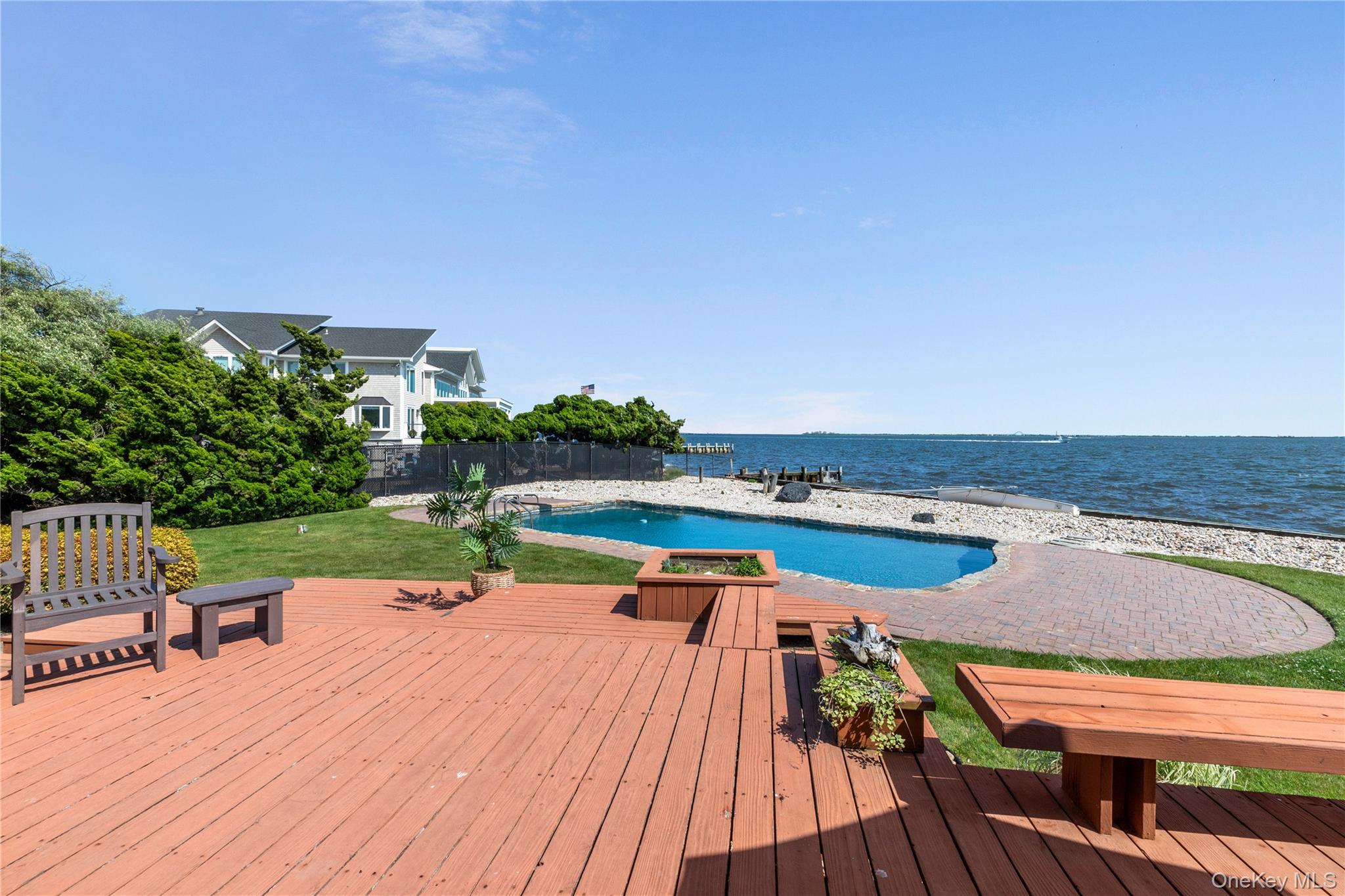 167 Secatogue Lane W
