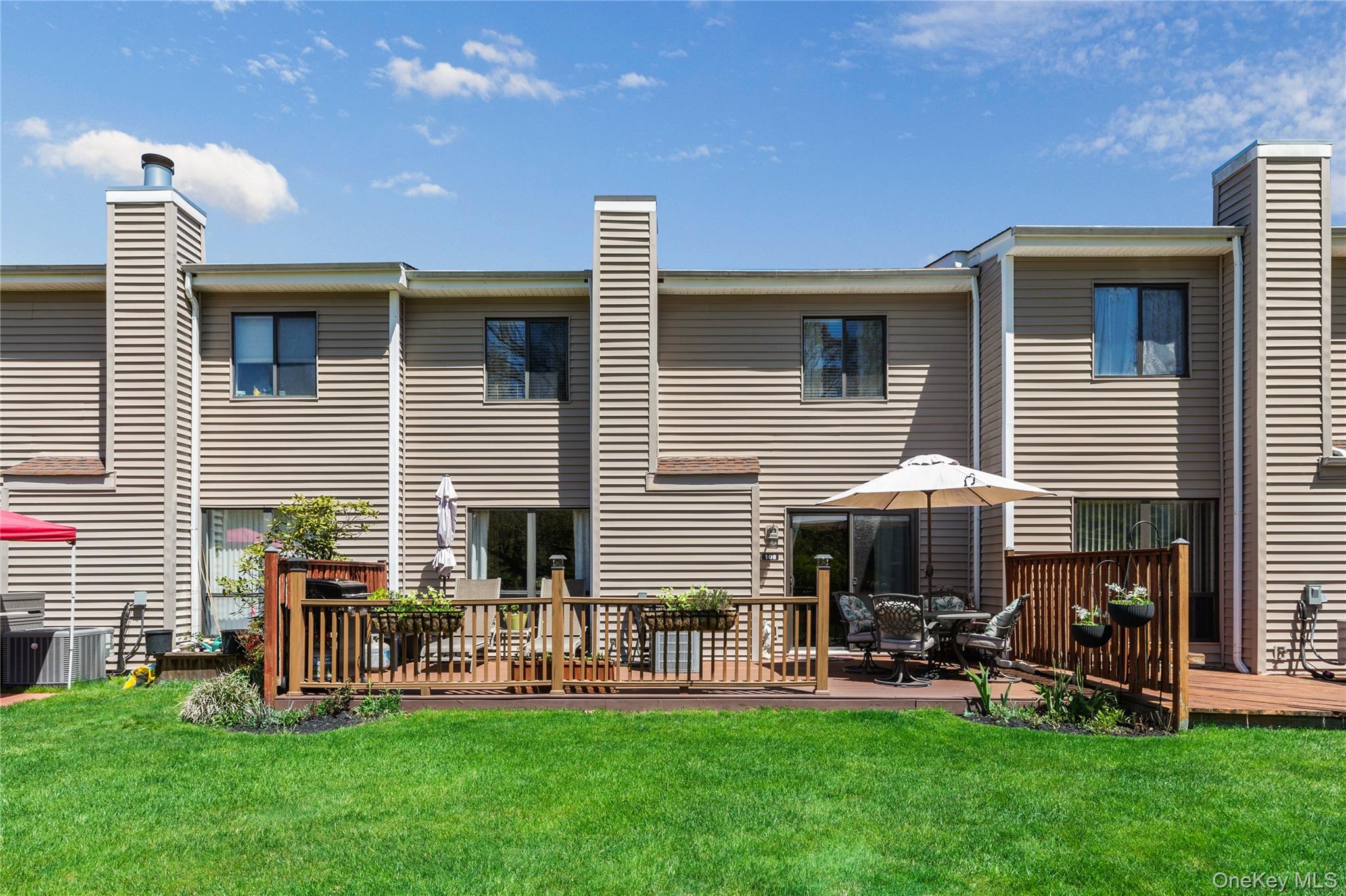 108 Hidden Ponds Circle