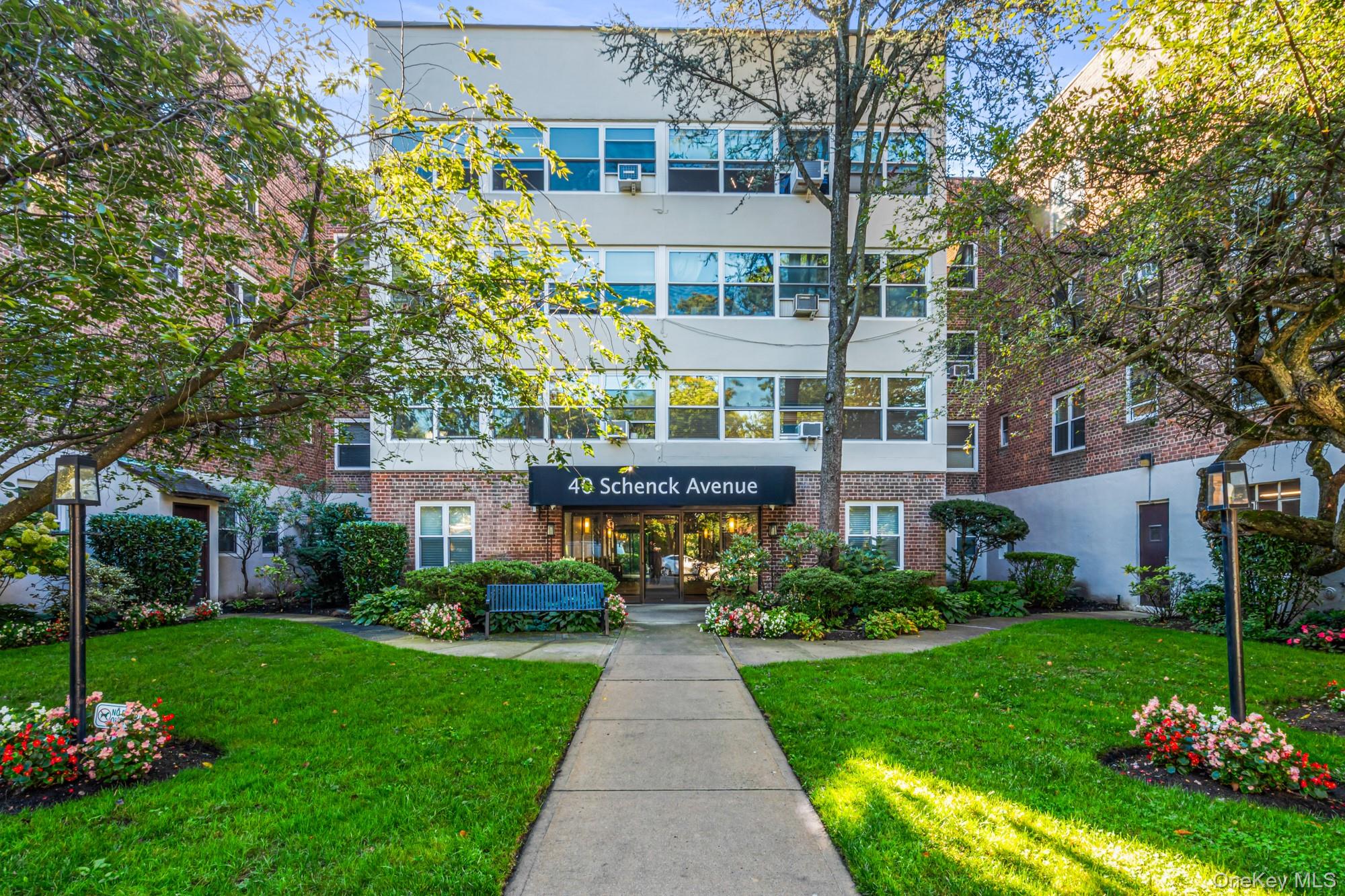 40 Schenck Avenue Unit: 1L