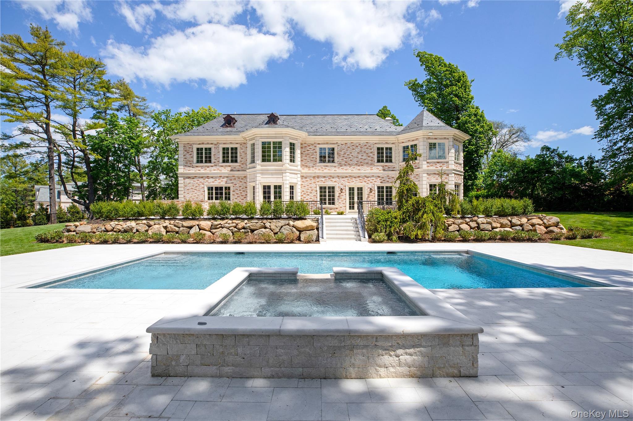 6 Foxwood Road