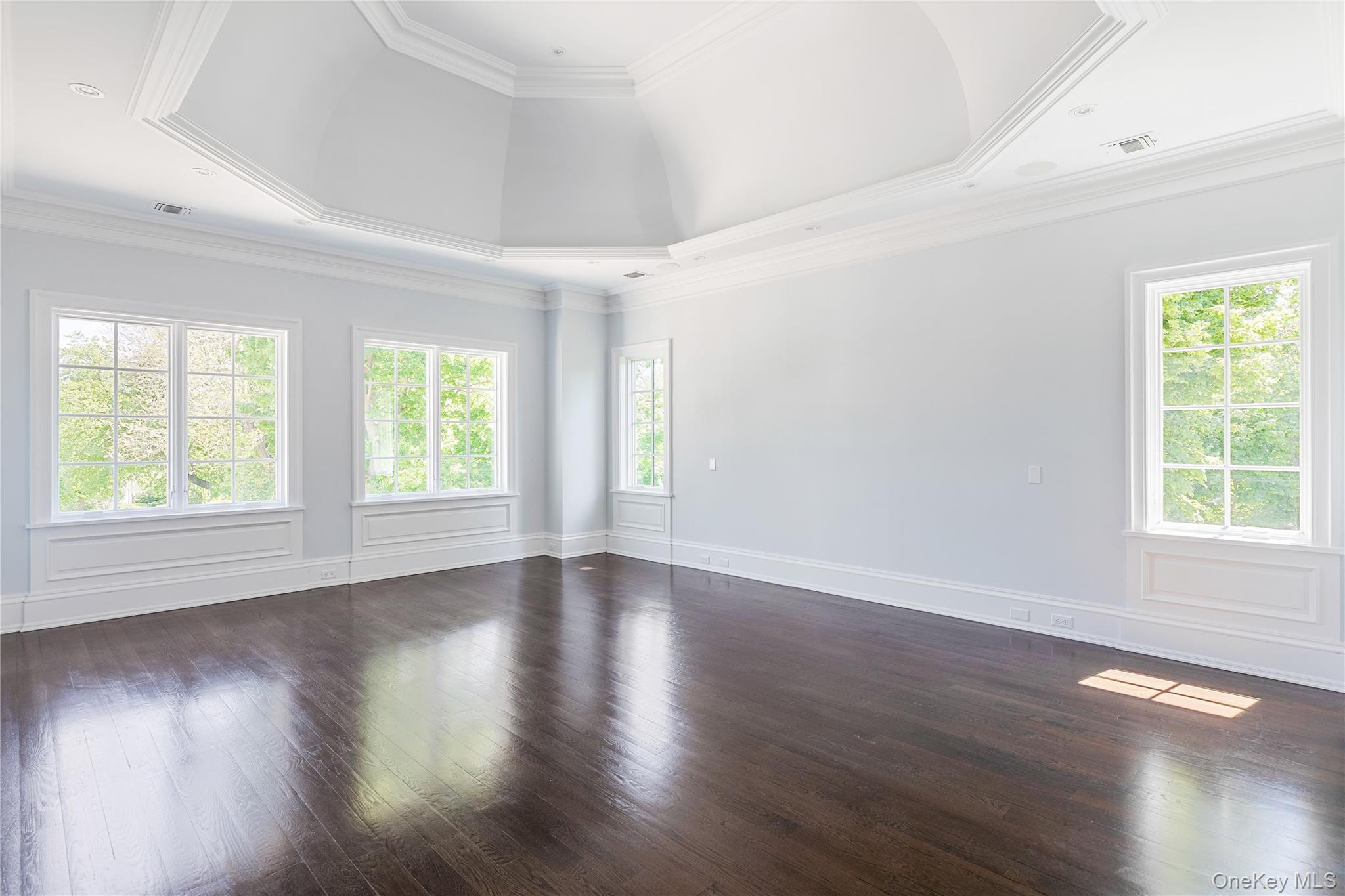 6 Foxwood Road
