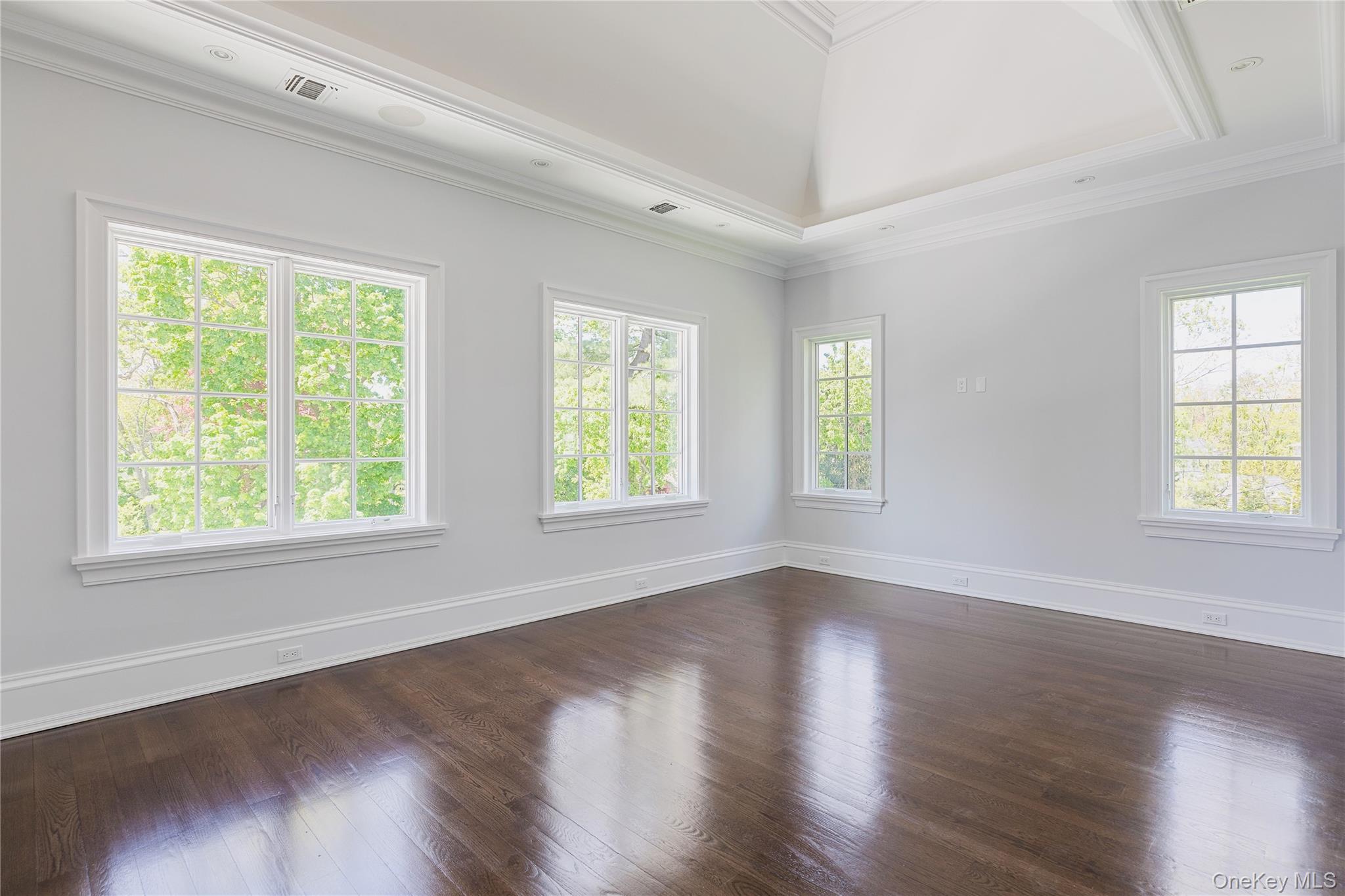 6 Foxwood Road