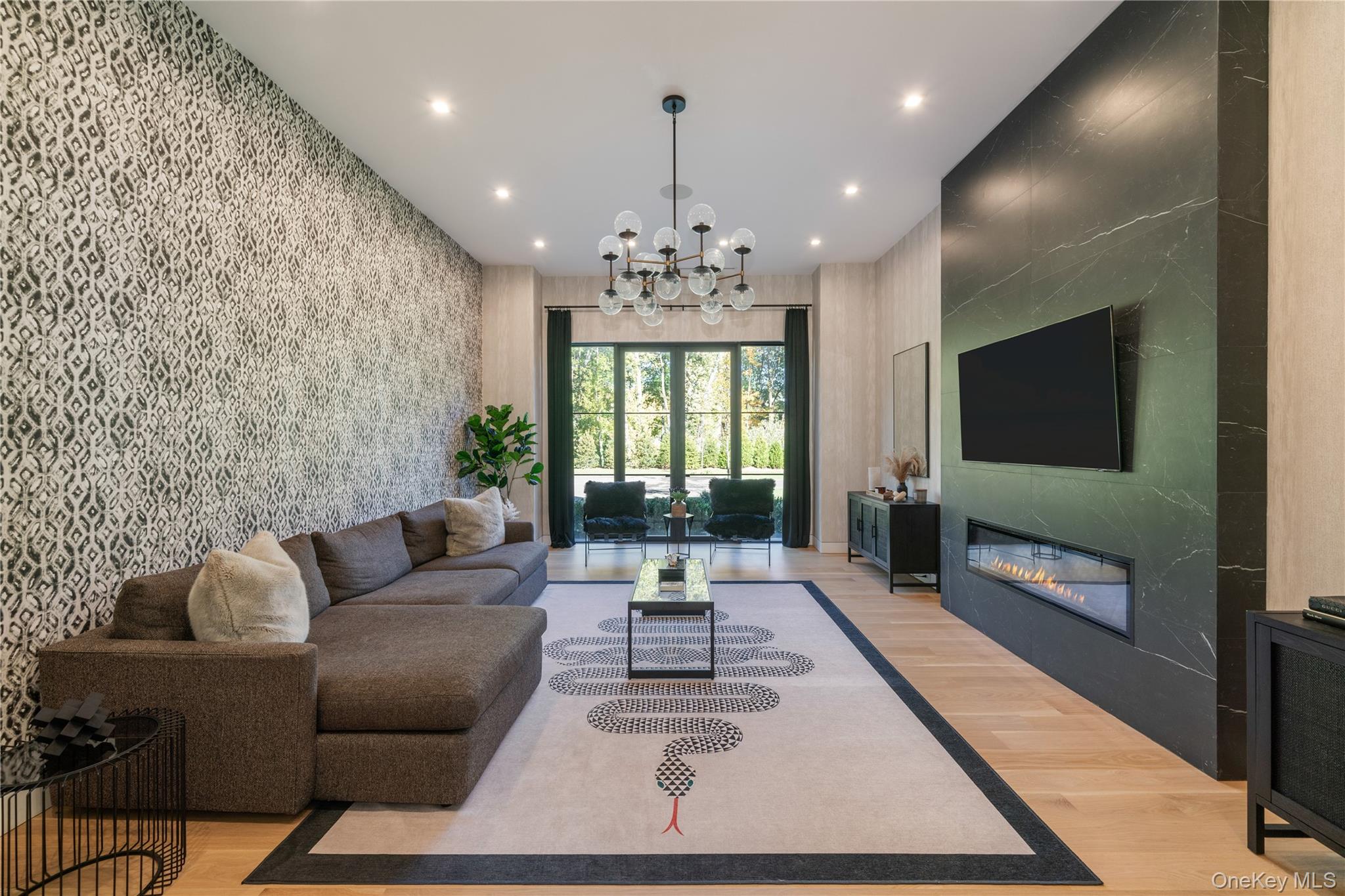 199 Lattingtown Road