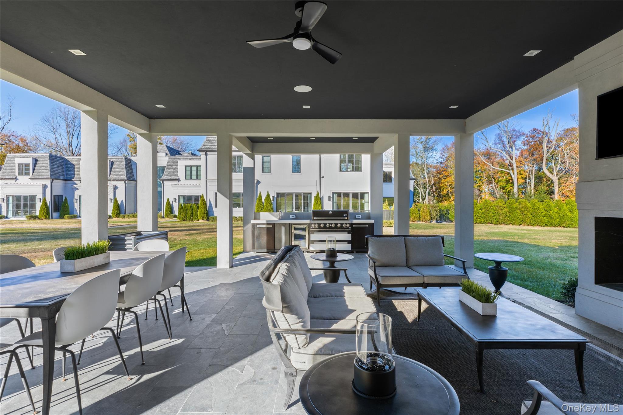 199 Lattingtown Road