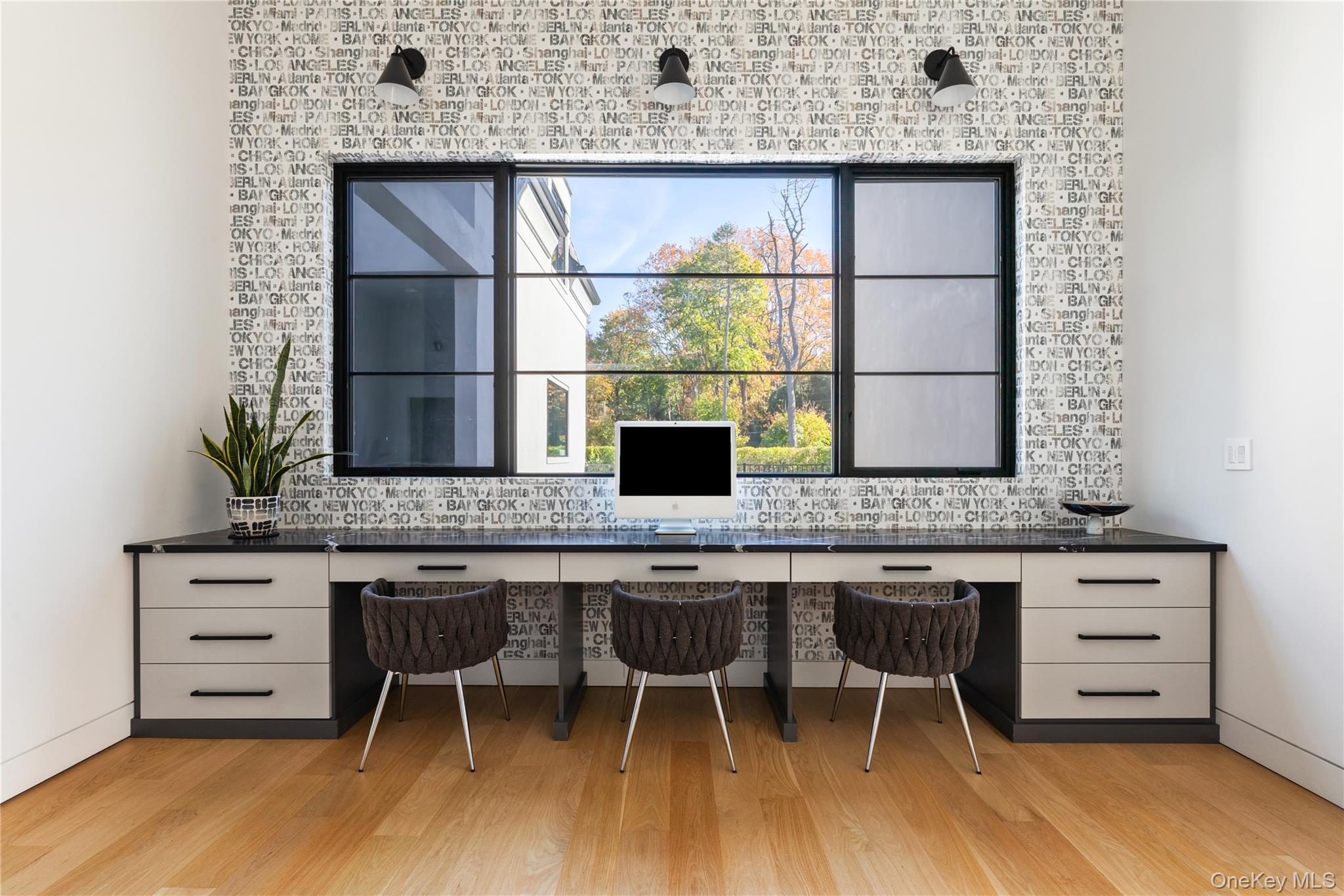 199 Lattingtown Road