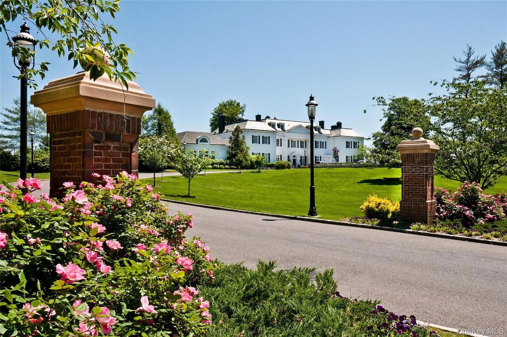 14 Meadow Lane