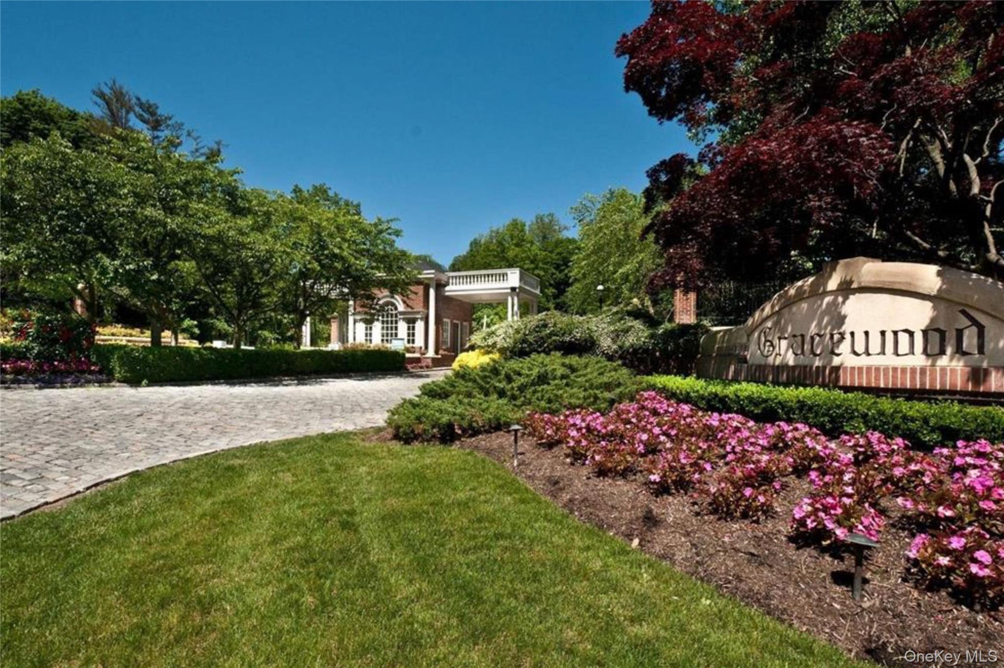 14 Meadow Lane