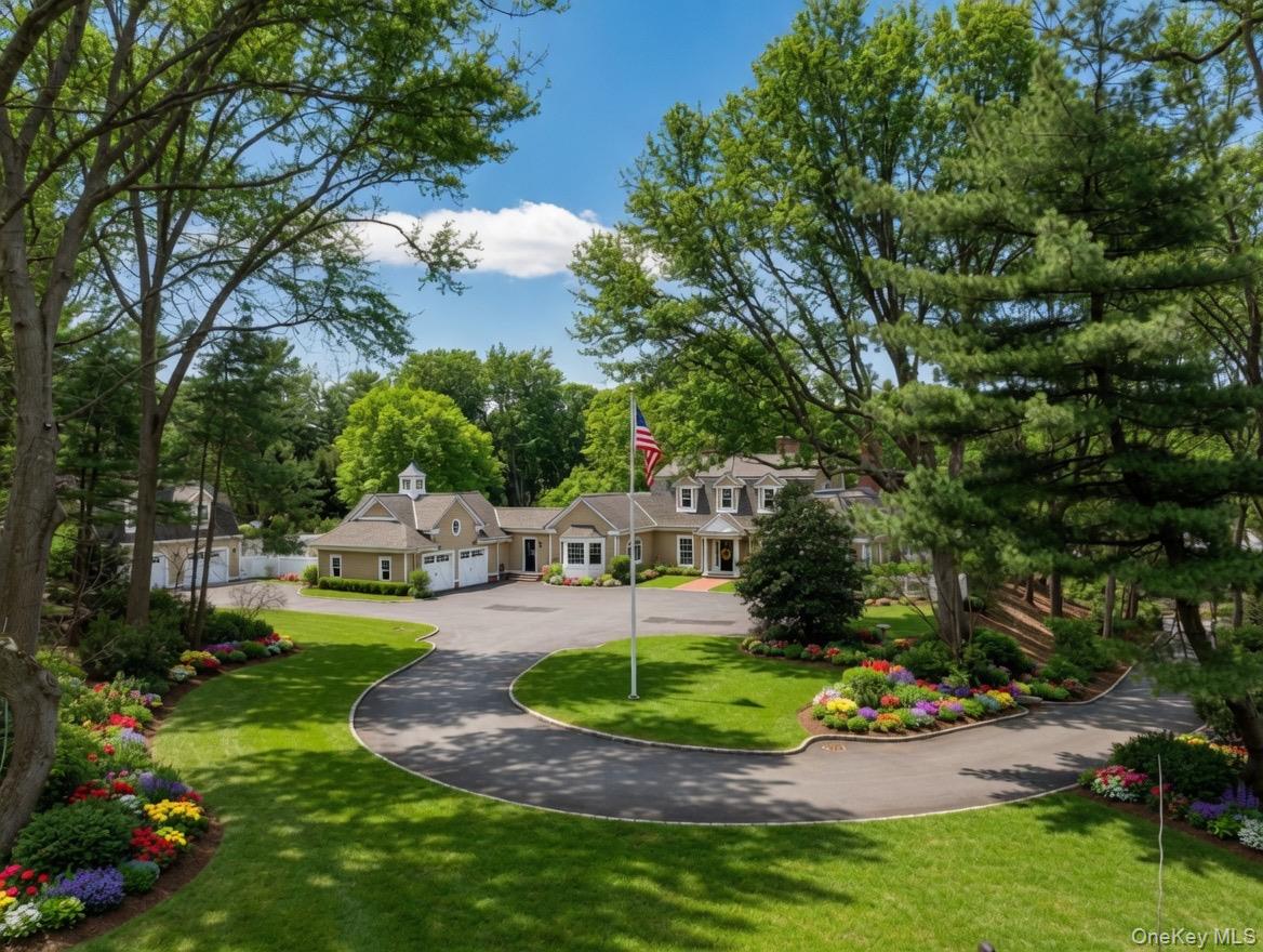 84 Cove Neck Road
