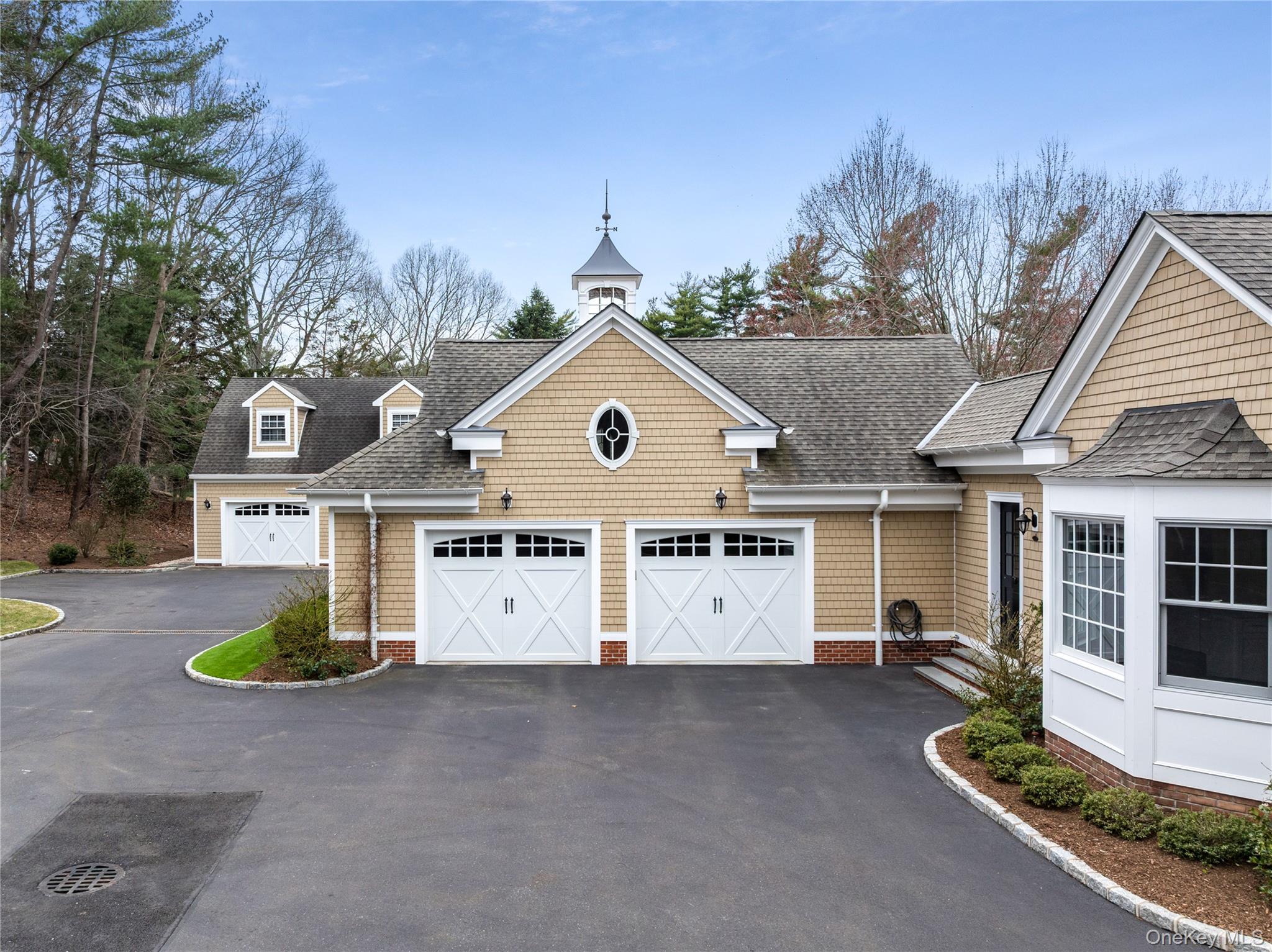 84 Cove Neck Road
