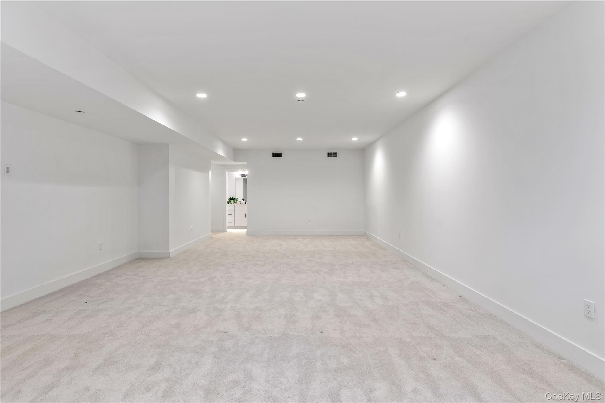 1 Sequoia Circle