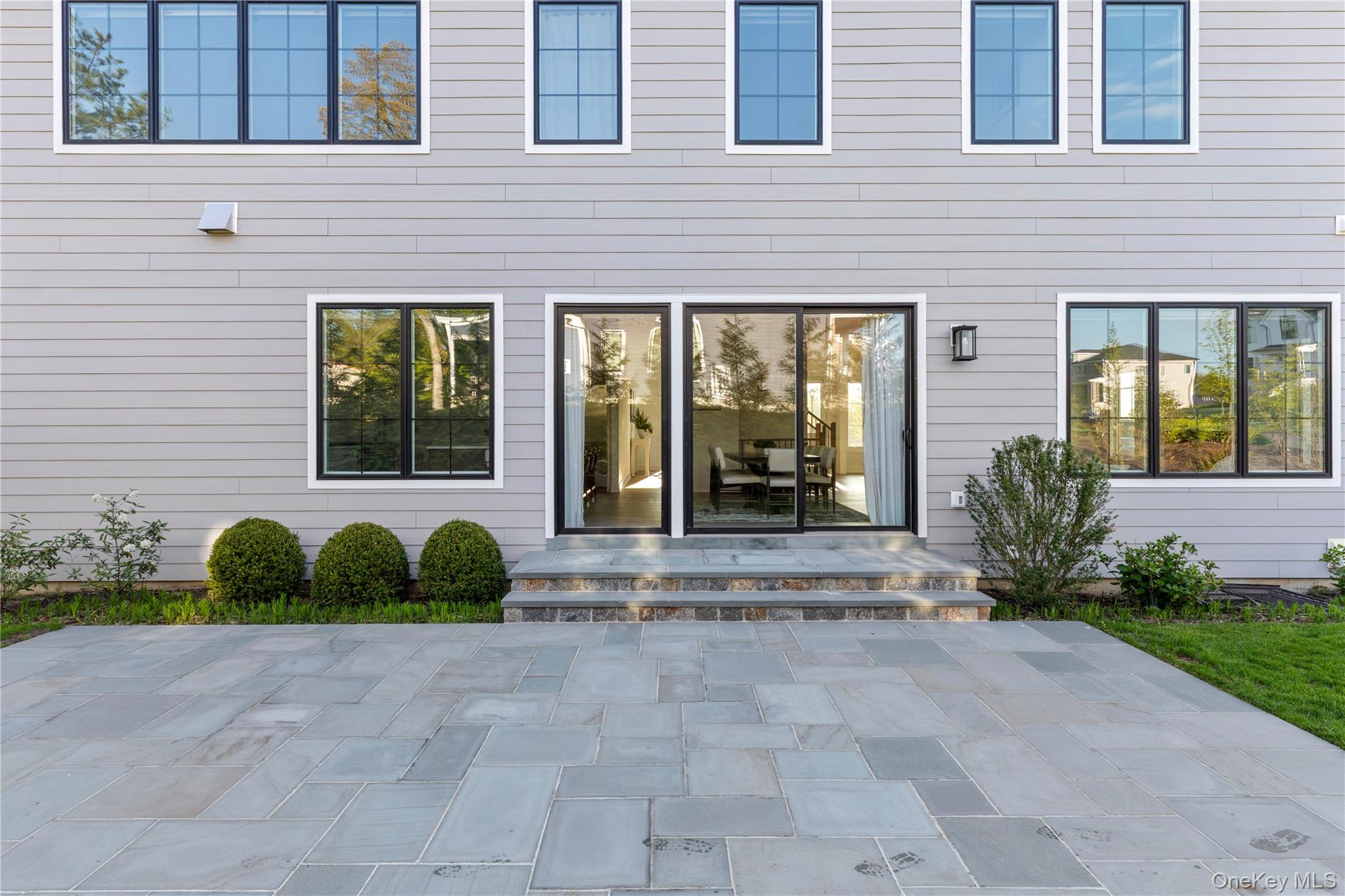 1 Sequoia Circle