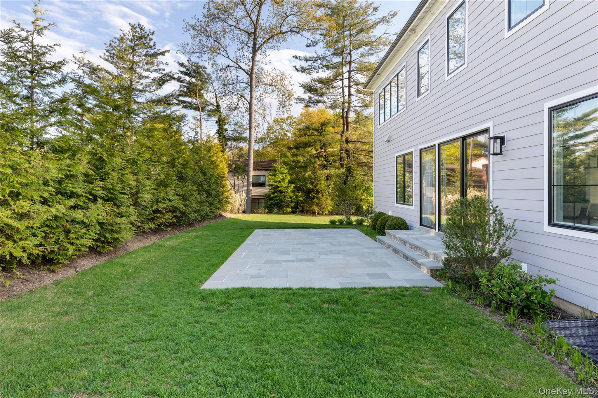 1 Sequoia Circle