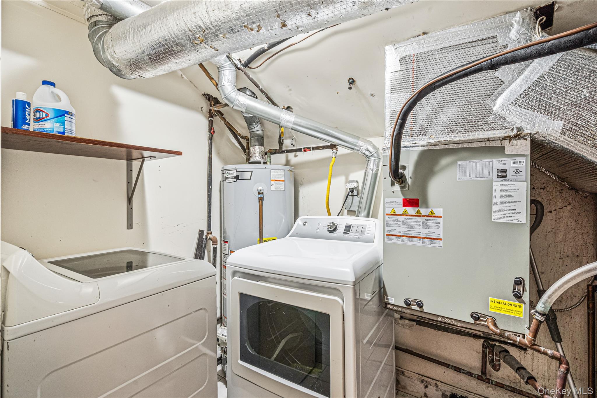 171 Great Neck Road Unit: 4R
