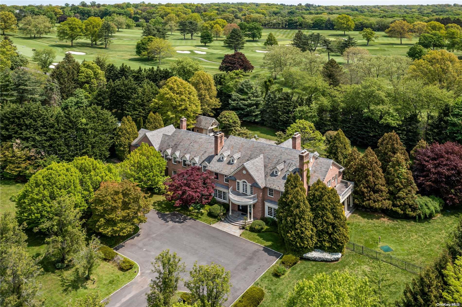 35 Applegreen Drive