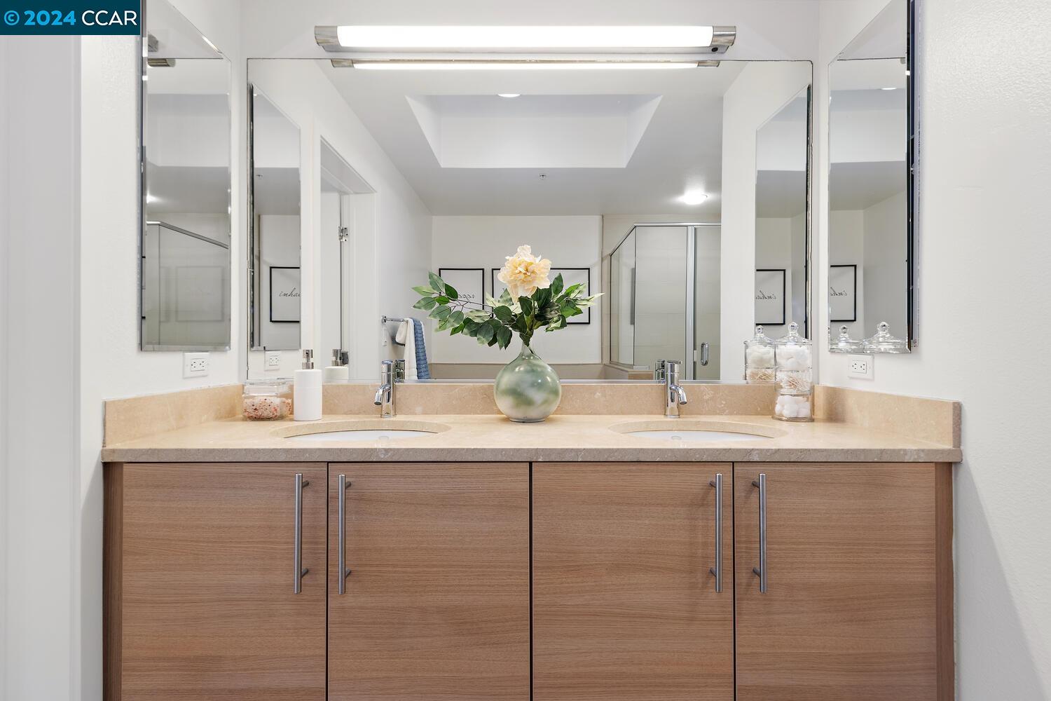 1655 N California Blvd # 139