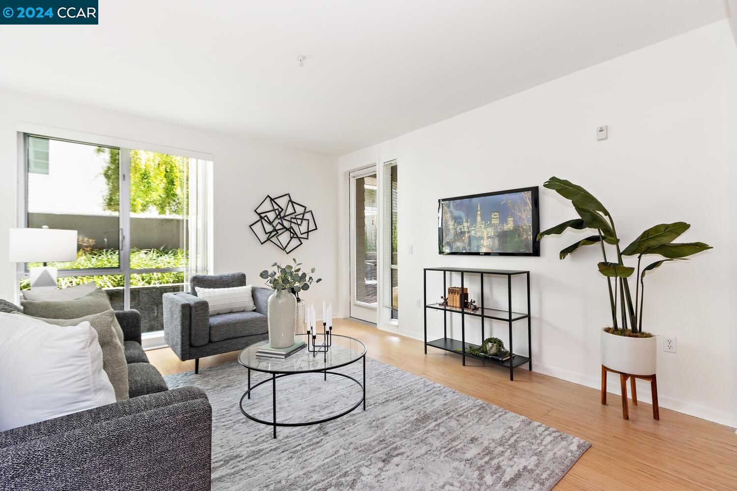 1655 N California Blvd # 139