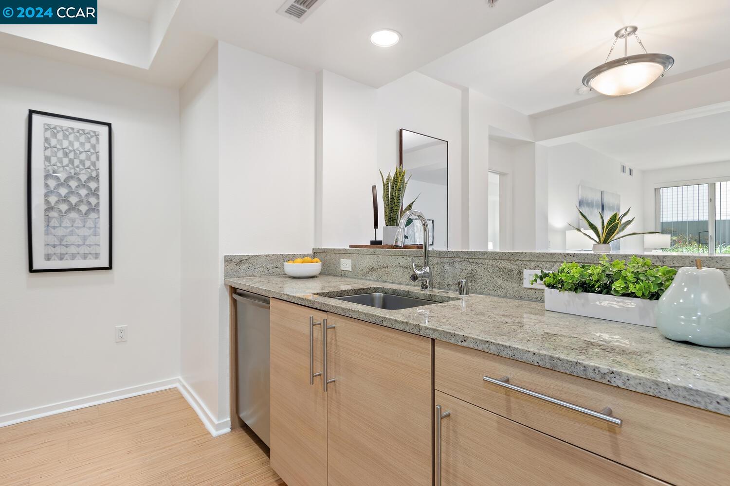 1655 N California Blvd # 139