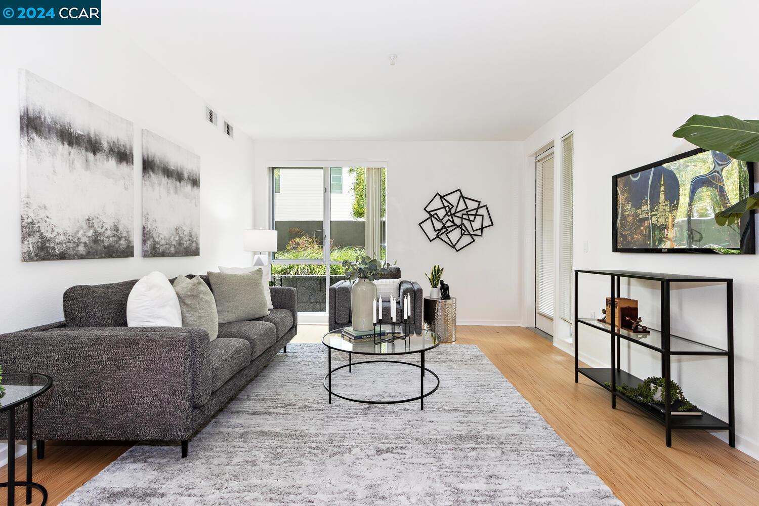 1655 N California Blvd # 139