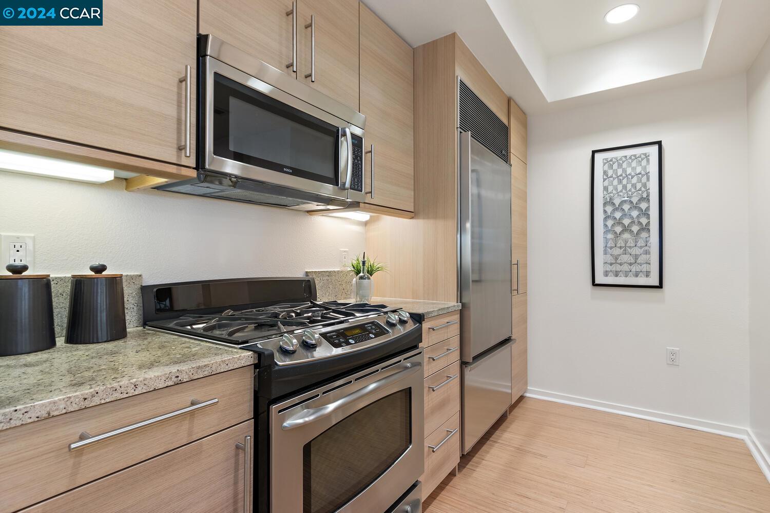 1655 N California Blvd # 139