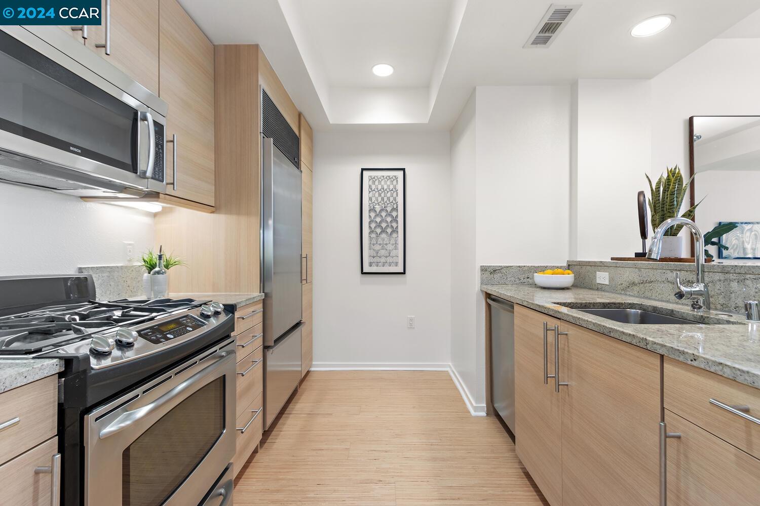 1655 N California Blvd # 139