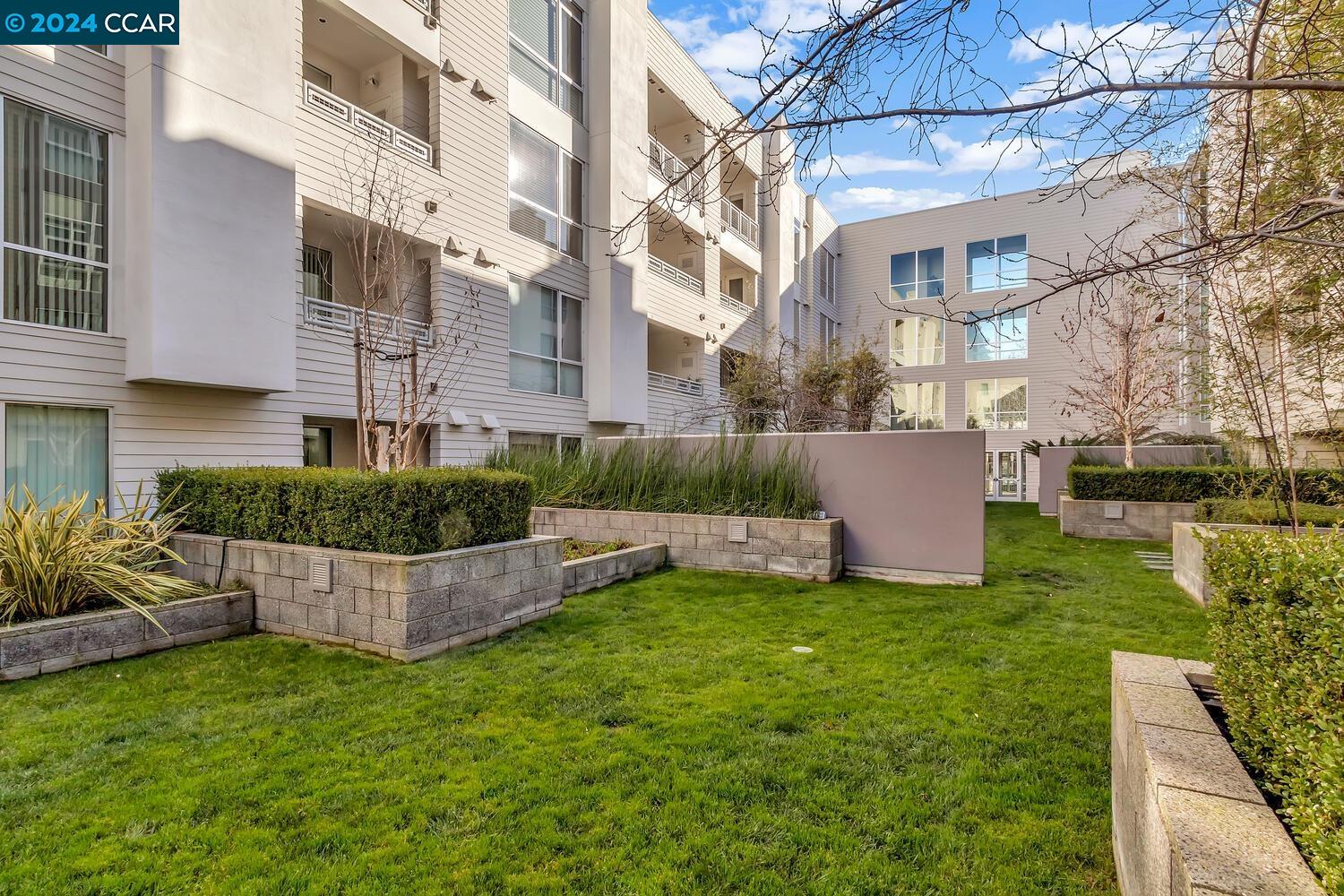 1655 N California Blvd # 139