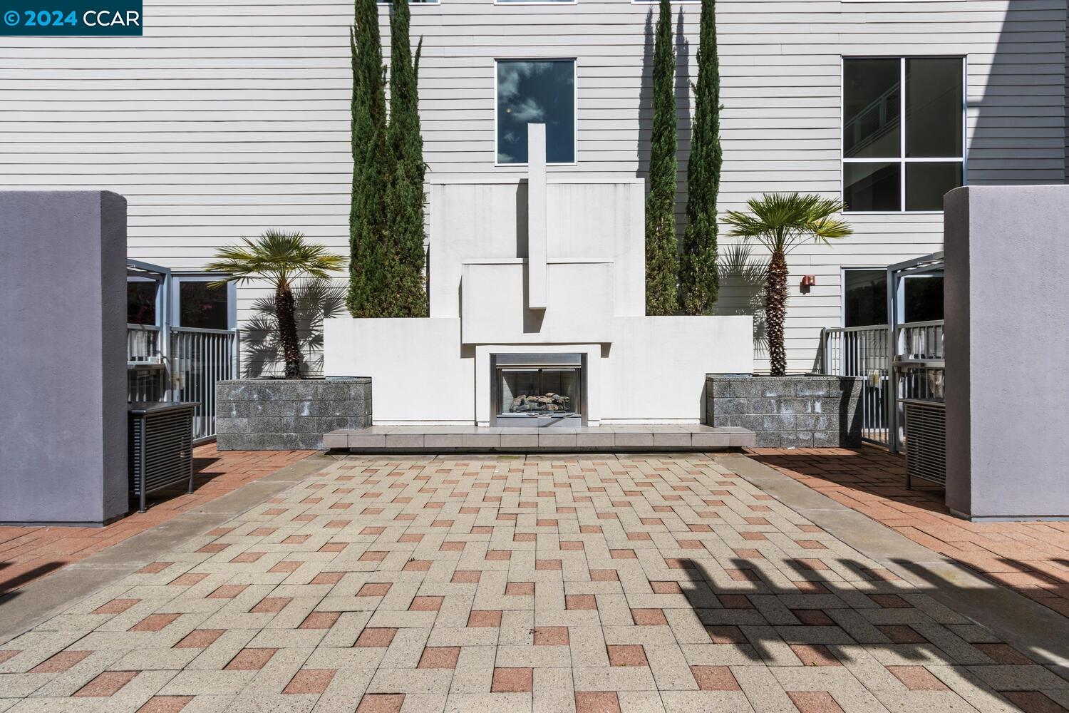 1655 N California Blvd # 139