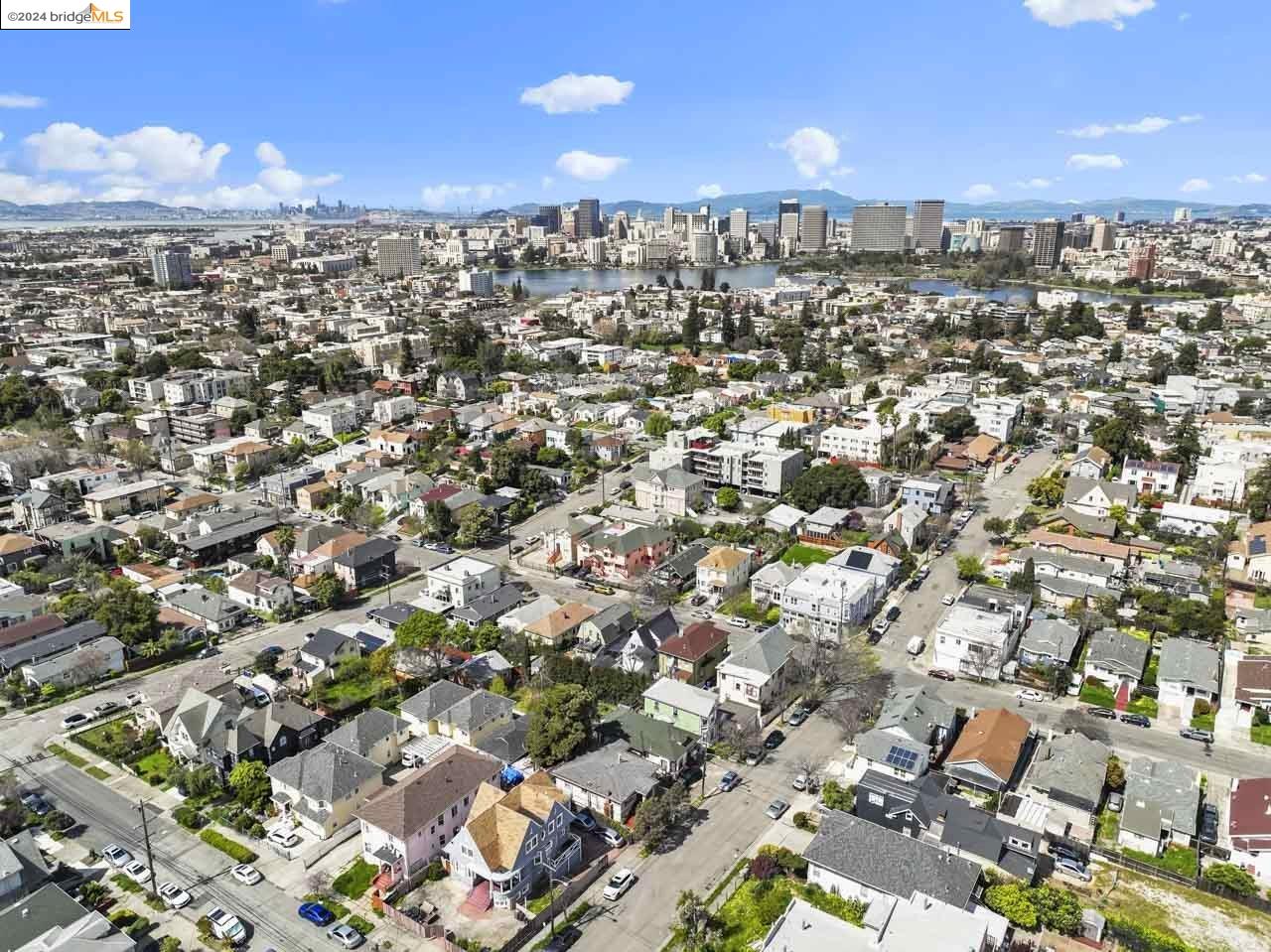 2232 8Th Ave
