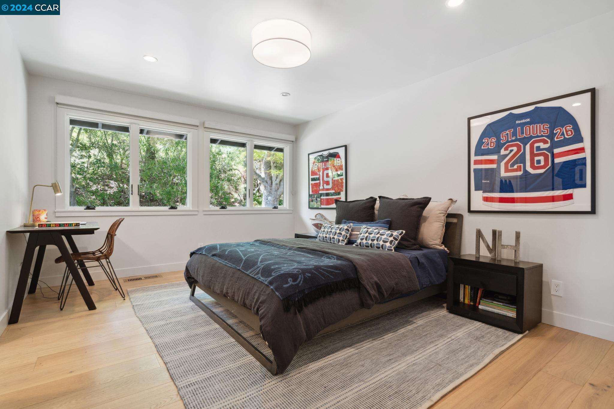 4034 HAPPY VALLEY ROAD