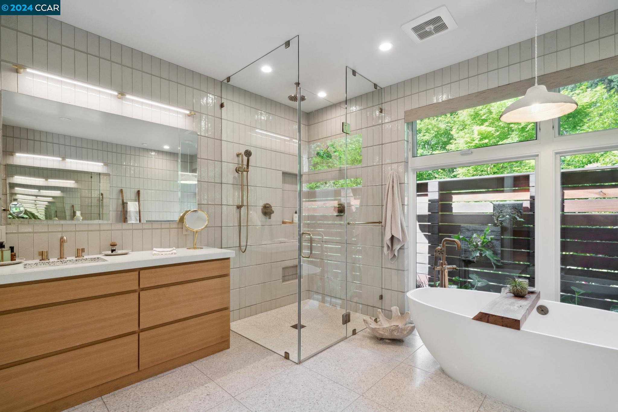 4034 HAPPY VALLEY ROAD