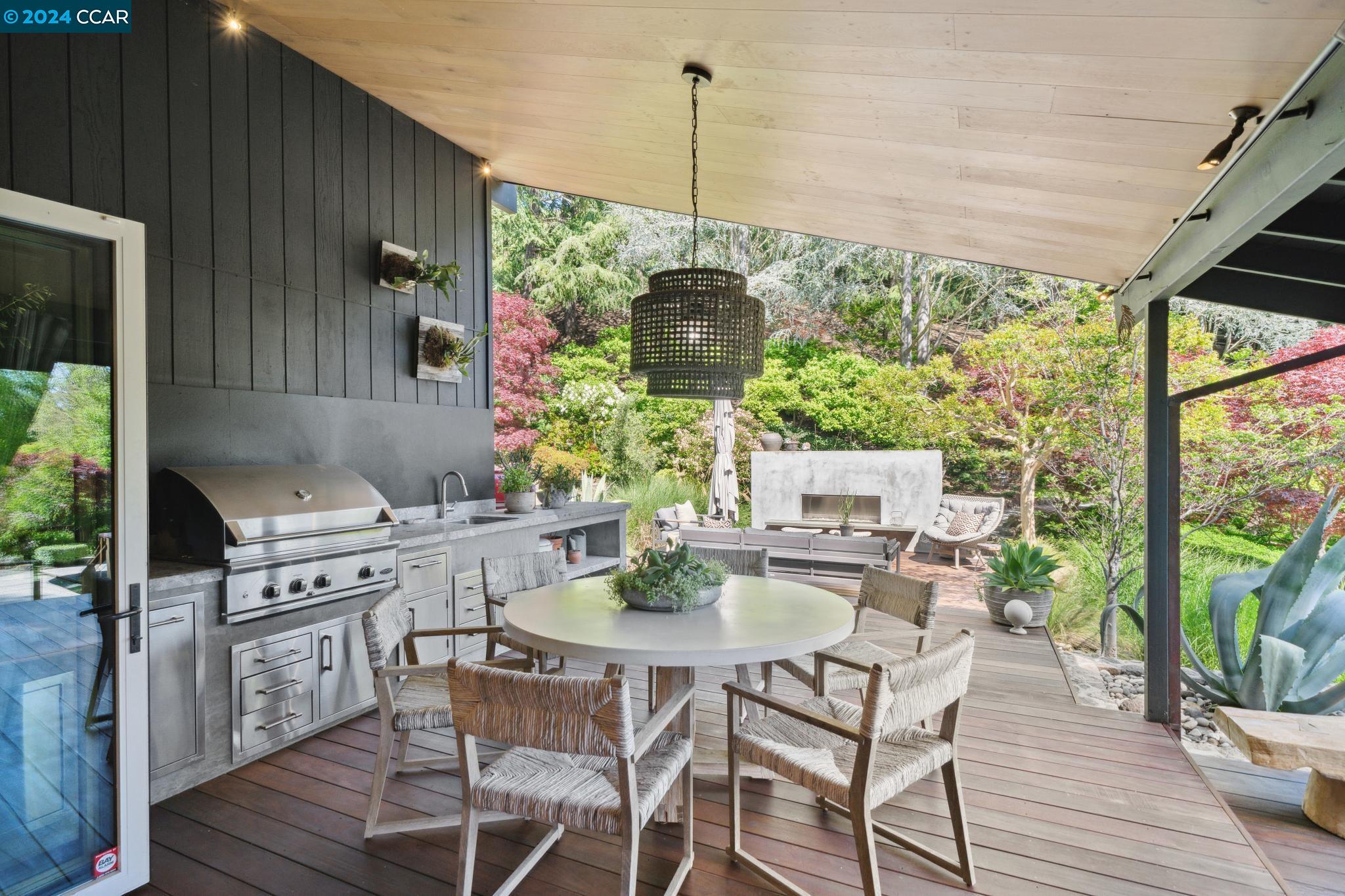 4034 HAPPY VALLEY ROAD