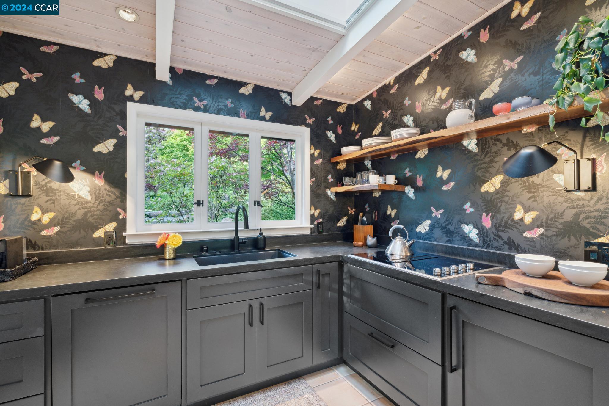 4034 HAPPY VALLEY ROAD