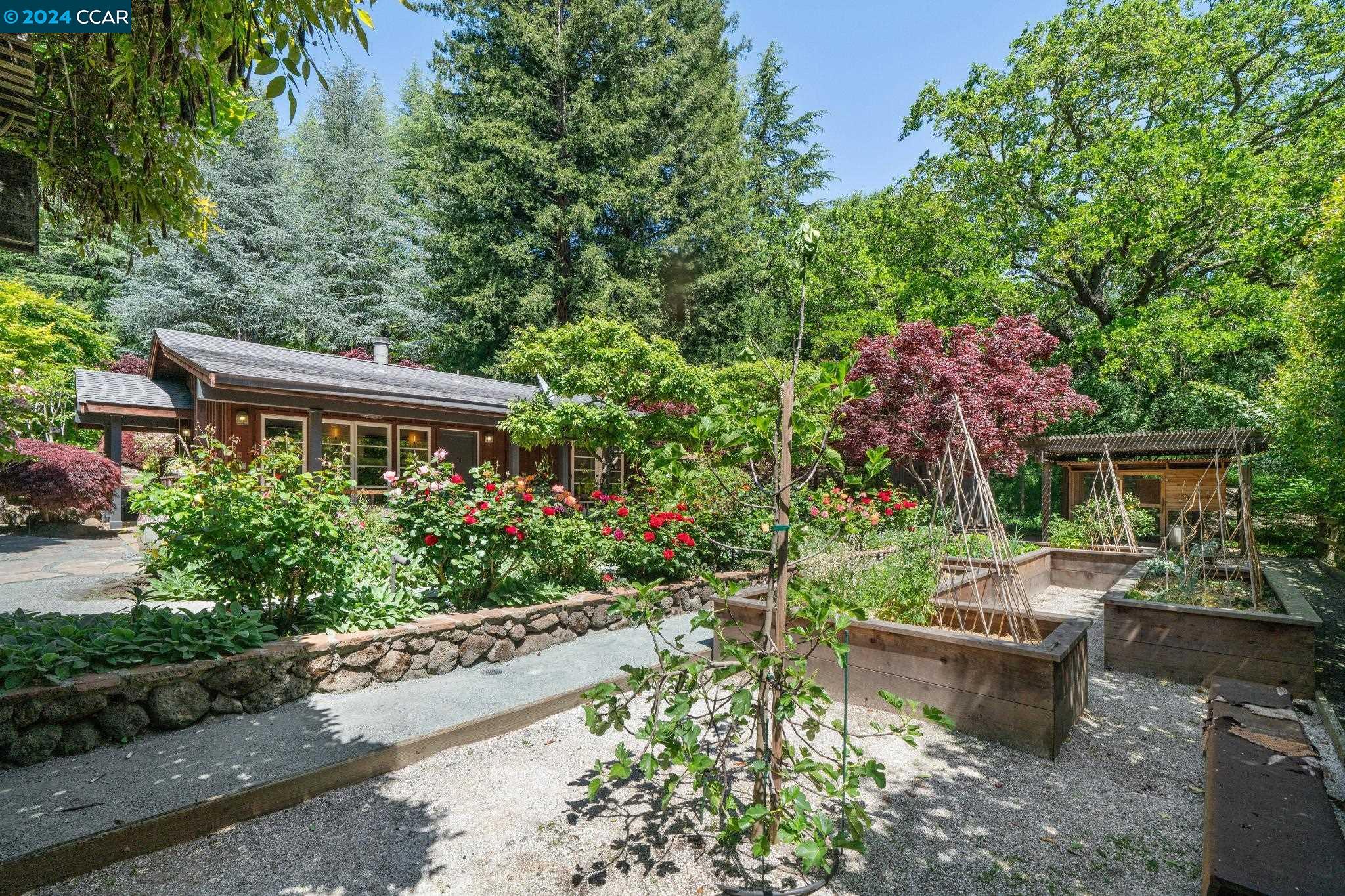 4034 HAPPY VALLEY ROAD