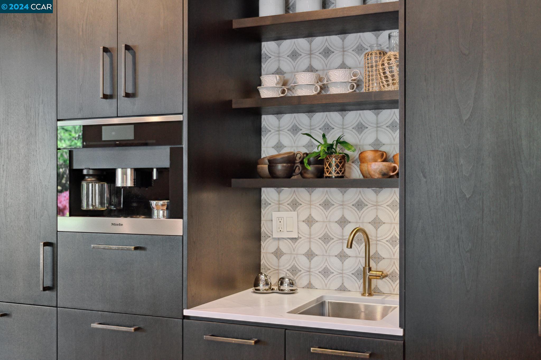 4034 HAPPY VALLEY ROAD