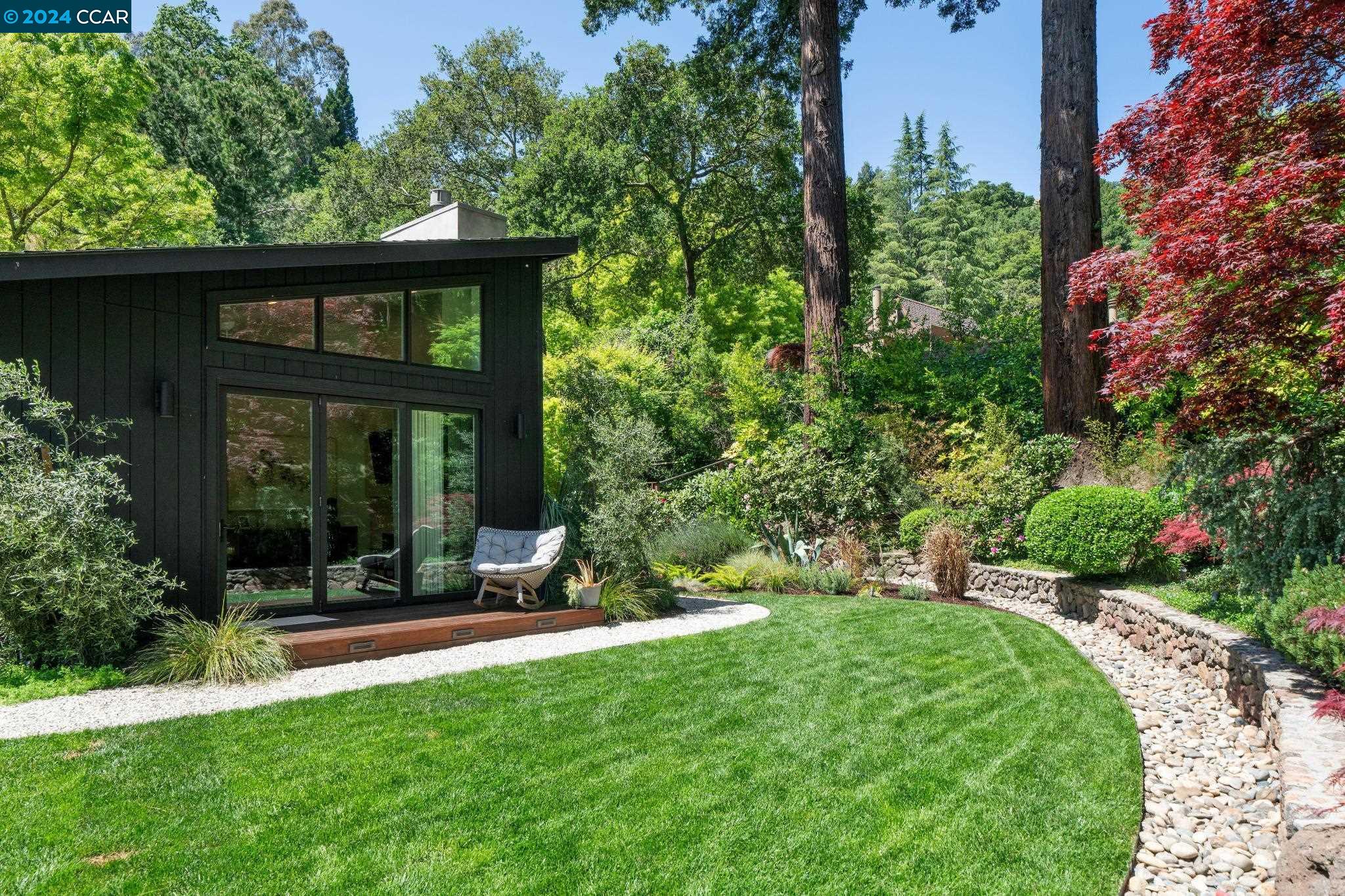 4034 HAPPY VALLEY ROAD