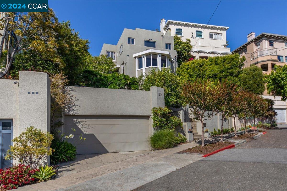 35 Hillcrest Road